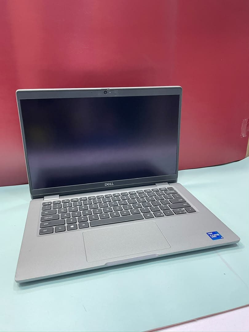 HP Dell Latitude 5320